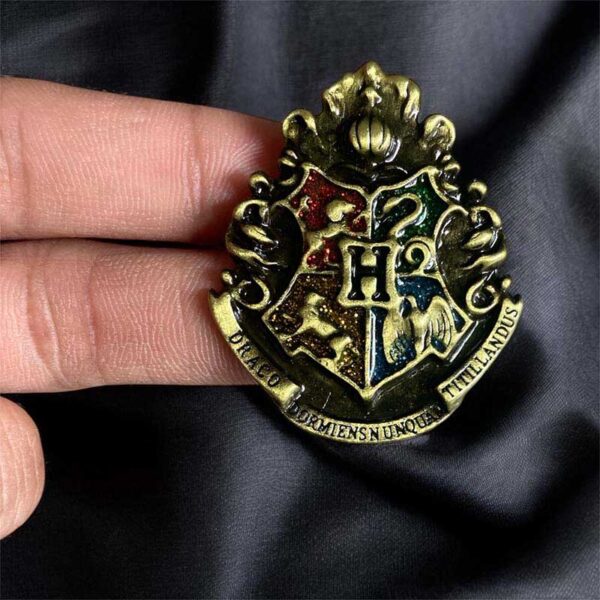 Harry Potter Brooch Hogwarts