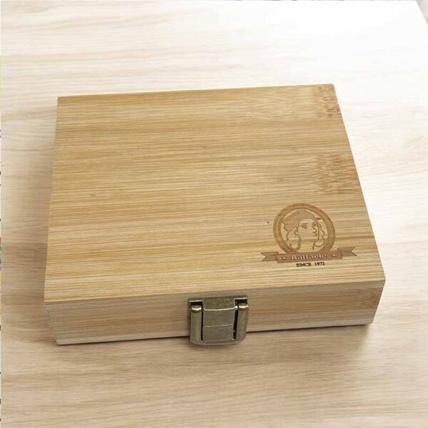 Wooden Box Palette with 24 Half Pans