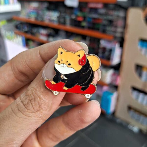 Enamel Brooch Pins Cat Skating (DSG-03)