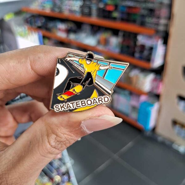 Enamel Brooch Pins Skateboard (DSG-72)