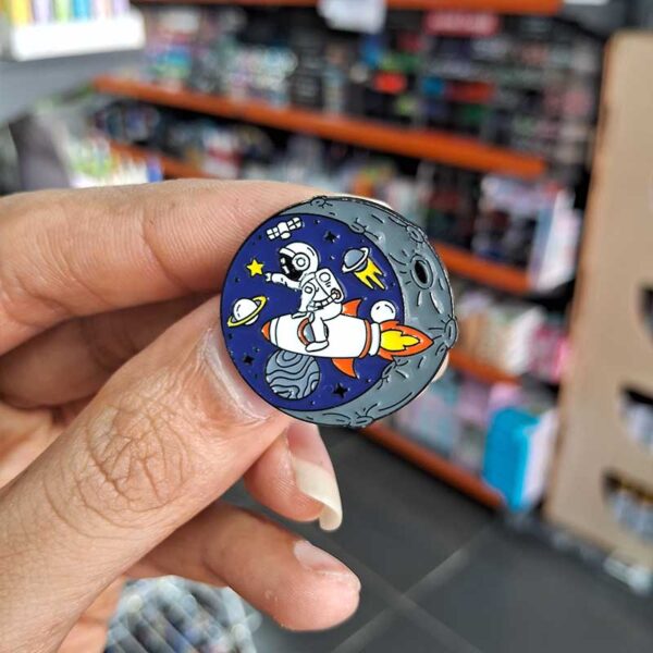 Enamel Brooch Pins Space (DSG-50)