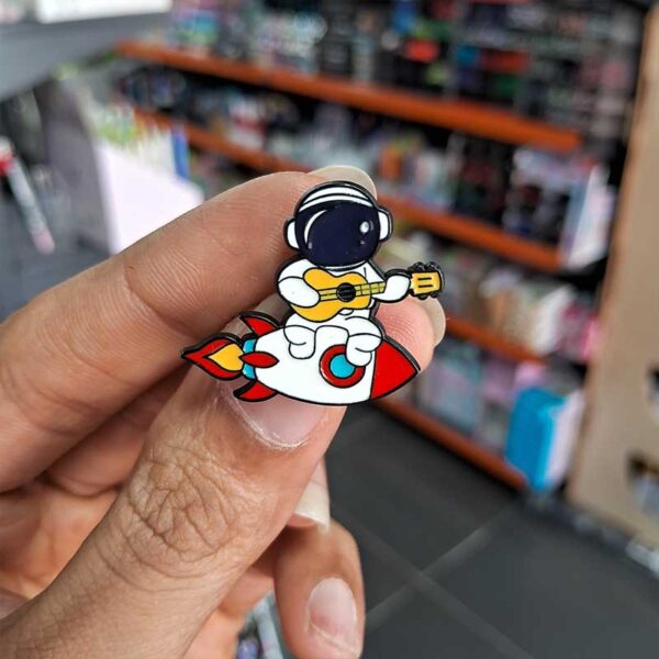 Enamel Brooch Pins Space Rocket (DSG-49)