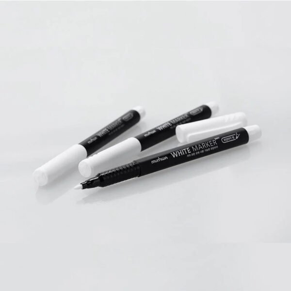 Munhwa White Permanent Marker Fine